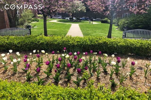 140 Cabrini Blvd Apt 53, New York City, NY 10033