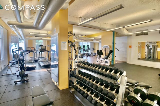 140 Cabrini Blvd Apt 53, New York City, NY 10033