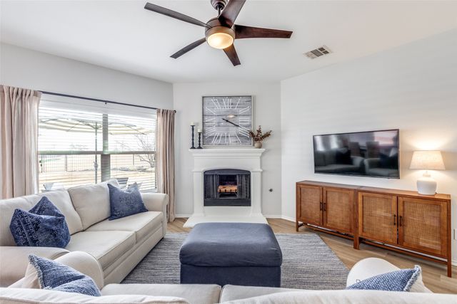 809 Golden Bear Lane, Mckinney, TX 75072