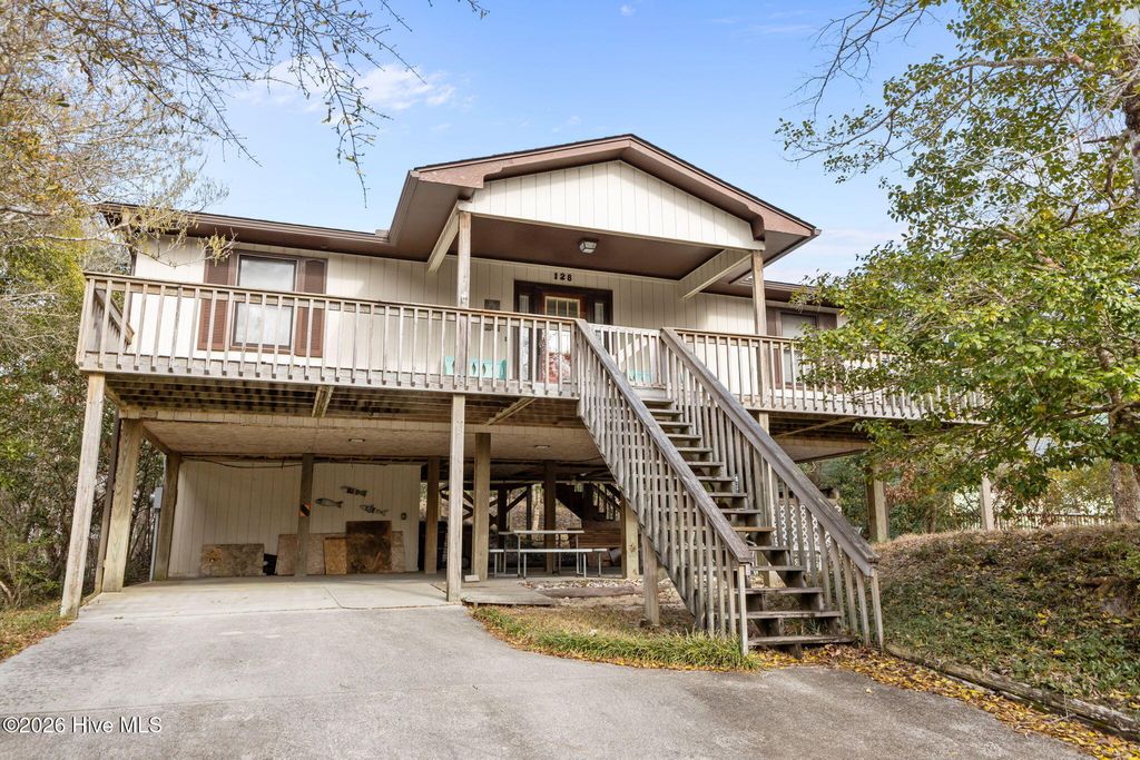128 Doe Drive, Emerald Isle, NC 28594