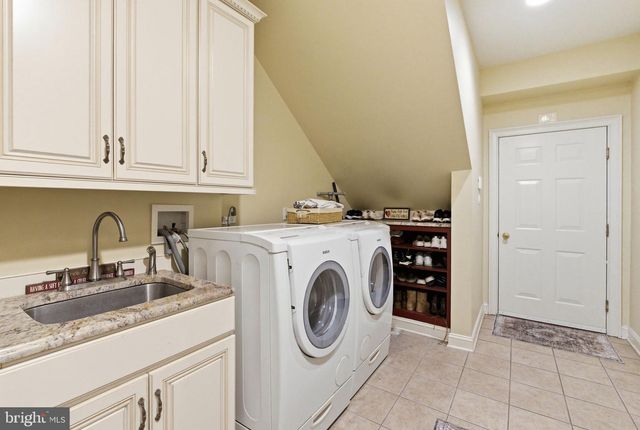 250 ROCKSVILLE RD, Southampton, PA 18966