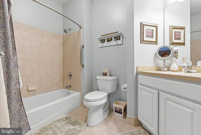 250 ROCKSVILLE RD, Southampton, PA 18966