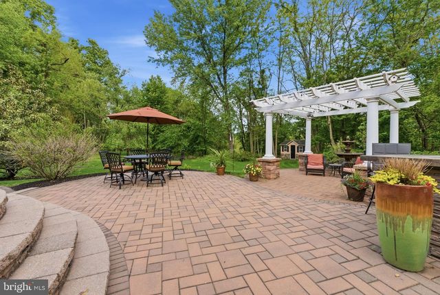 250 ROCKSVILLE RD, Southampton, PA 18966