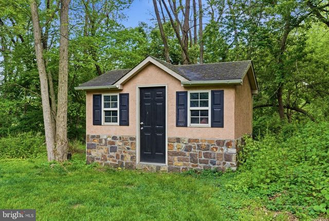 250 ROCKSVILLE RD, Southampton, PA 18966