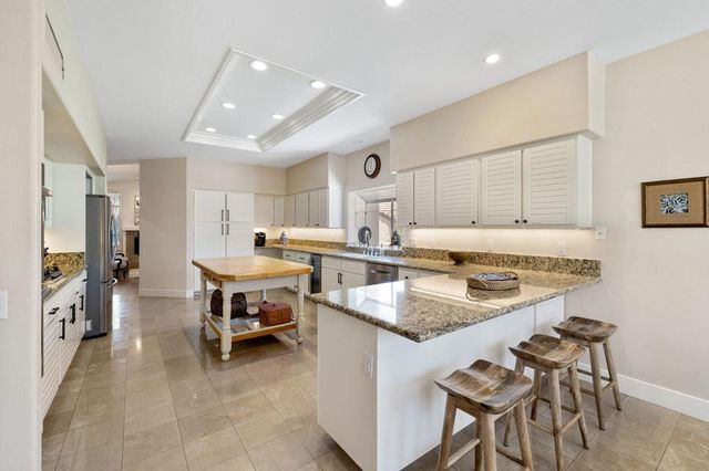 47210 Heliotrope Drive, Palm Desert, CA 92260