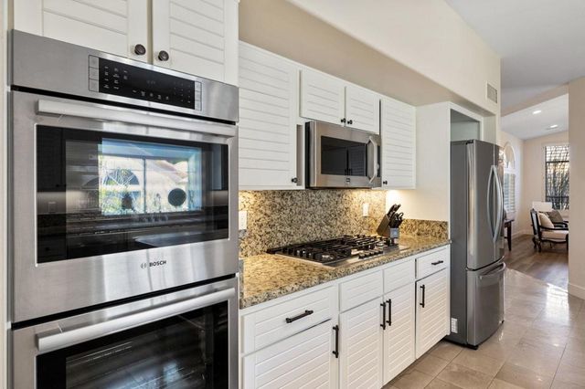 47210 Heliotrope Drive, Palm Desert, CA 92260