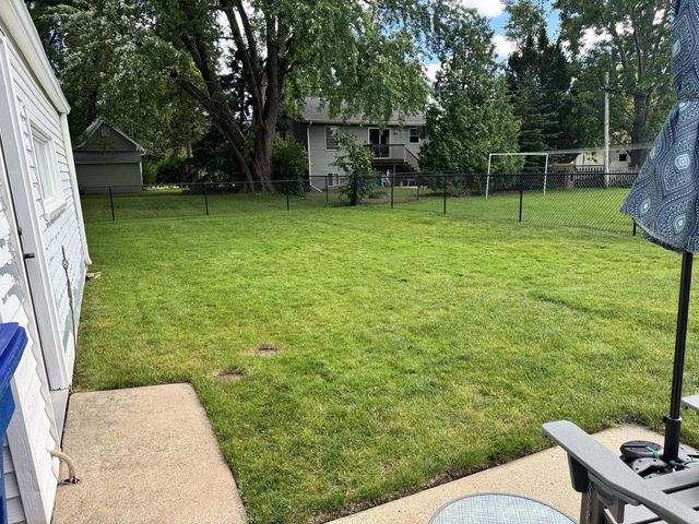 1117 Adams AVENUE, Oshkosh, WI 54902