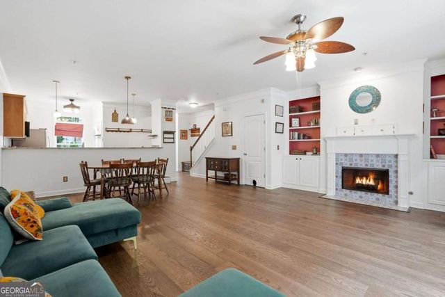 1243 Harris Commons Place, Roswell, GA 30076