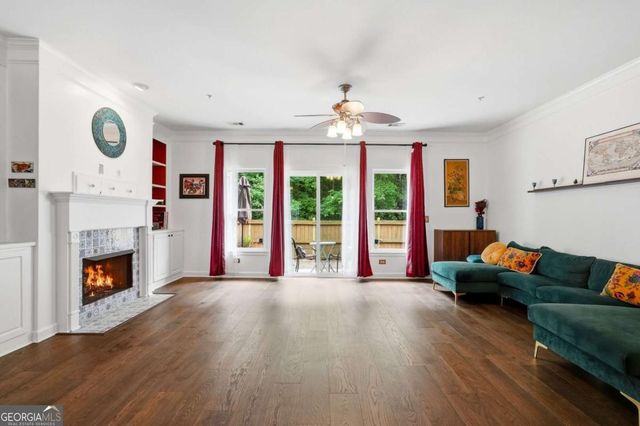 1243 Harris Commons Place, Roswell, GA 30076