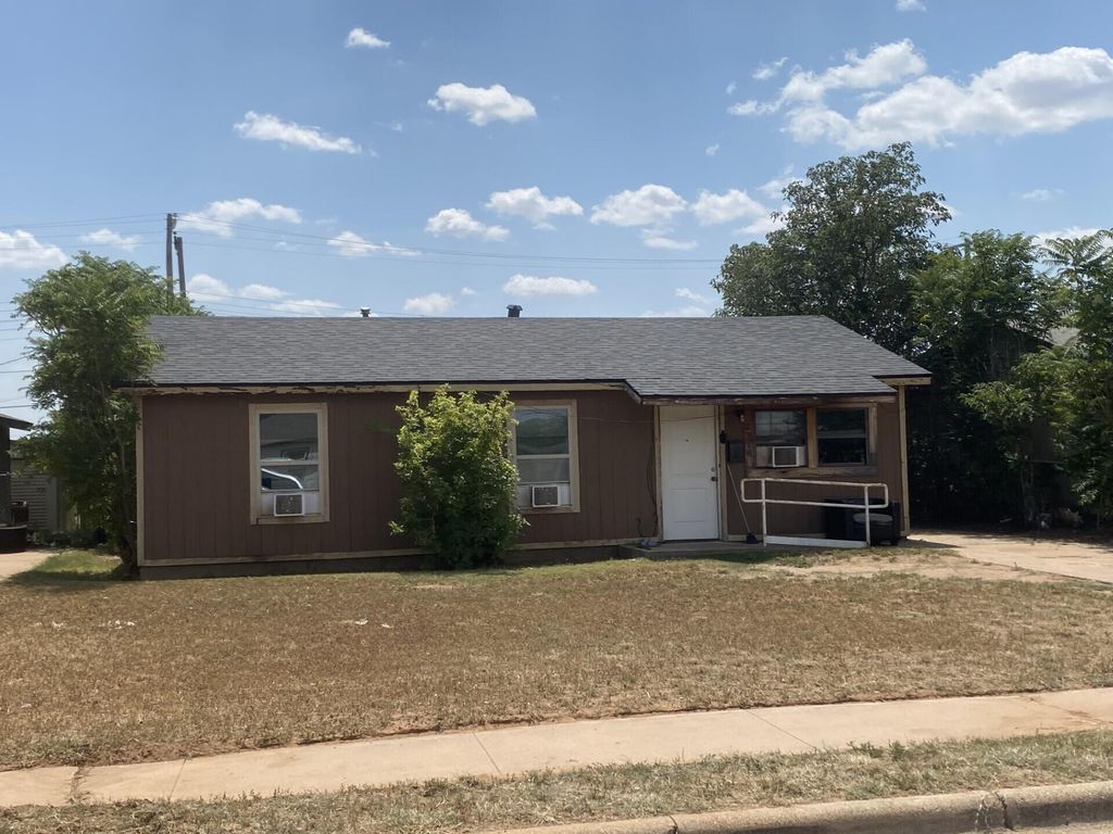 2718 E 10th Street, Lubbock, TX 79403