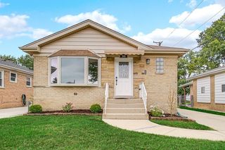 7636 W Strong Street, Norridge, IL 60706