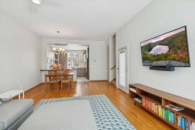 628 3rd Avenue NE, Minneapolis, MN 55413