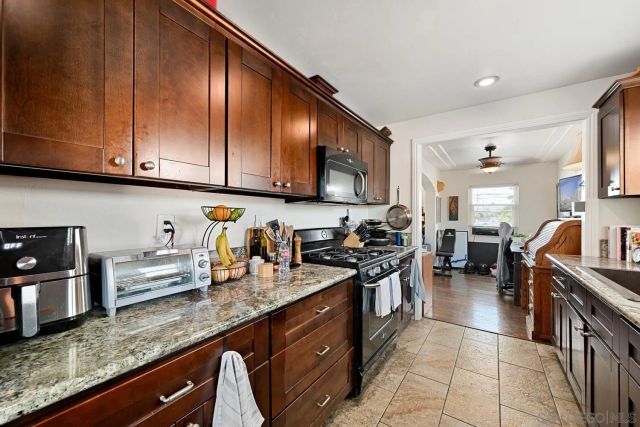 4491 33rd Pl., San Diego, CA 92116