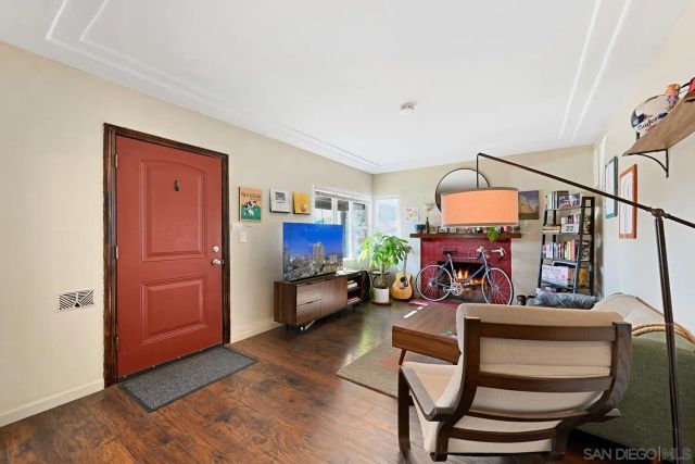 4491 33rd Pl., San Diego, CA 92116