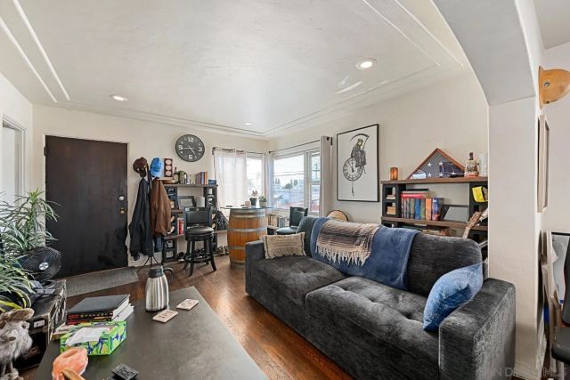 4491 33rd Pl., San Diego, CA 92116