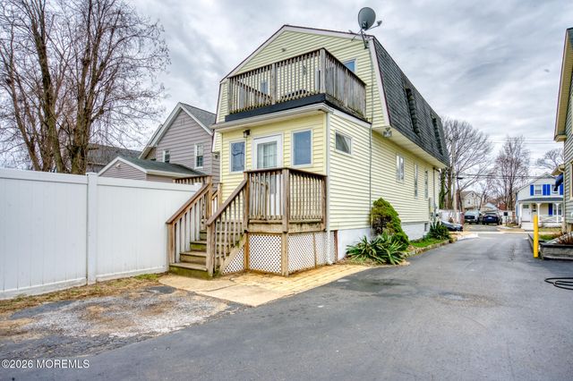 138 3rd Street, Keyport, NJ 07735