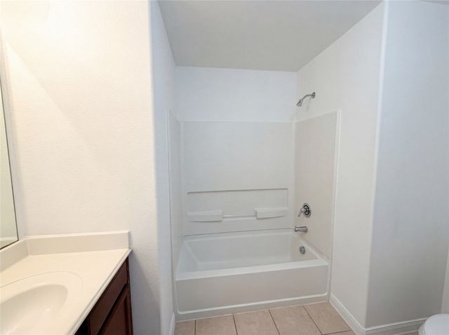 657 Handle Drive, Crowley, TX 76036