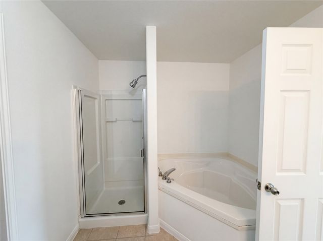 657 Handle Drive, Crowley, TX 76036