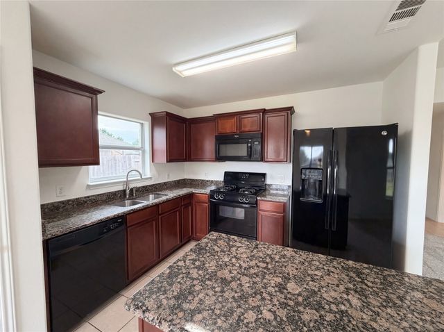 657 Handle Drive, Crowley, TX 76036