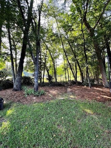 267 RIVER BIRCH Circle, Wetumpka, AL 36093