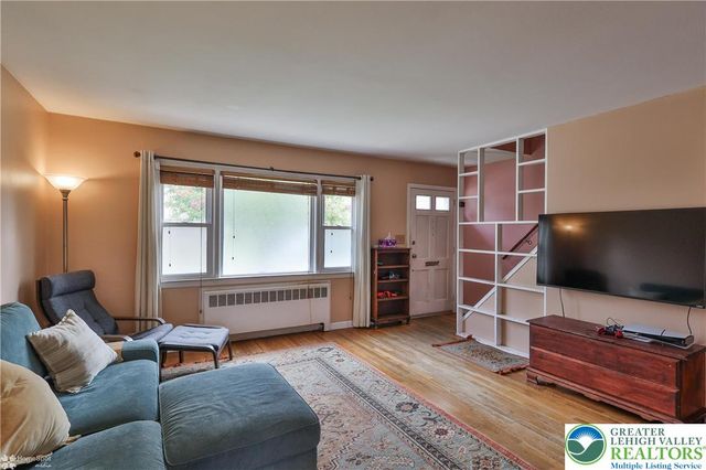 1921 Greenleaf Street, Bethlehem City, PA 18017