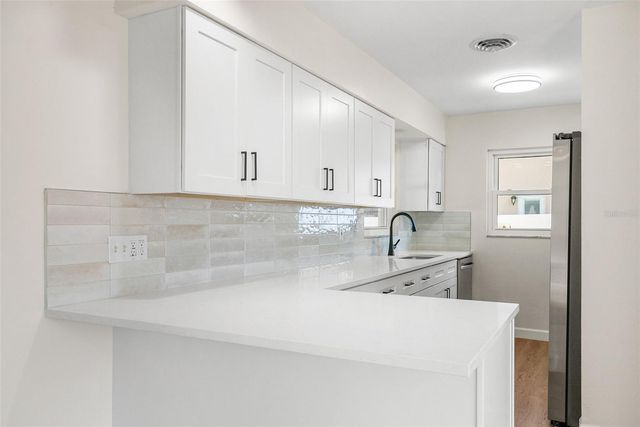 354 BURKE ROAD, Venice, FL 34293