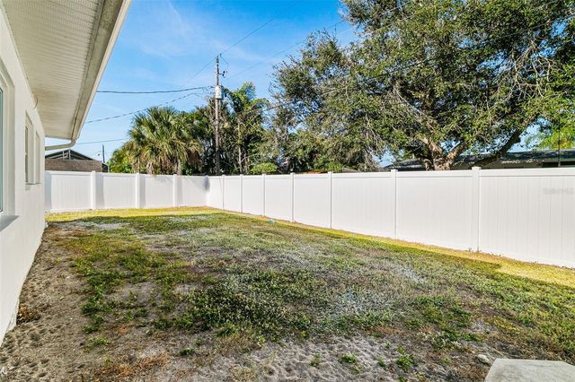 354 BURKE ROAD, Venice, FL 34293