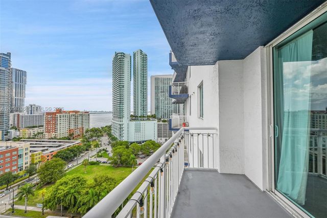 275 NE 18th St 1809, Miami, FL 33132