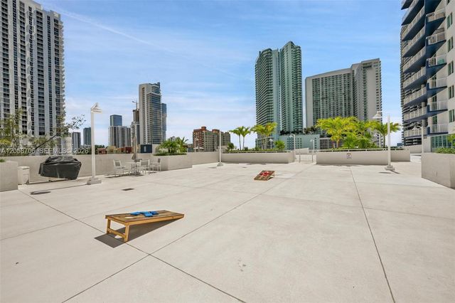 275 NE 18th St 1809, Miami, FL 33132