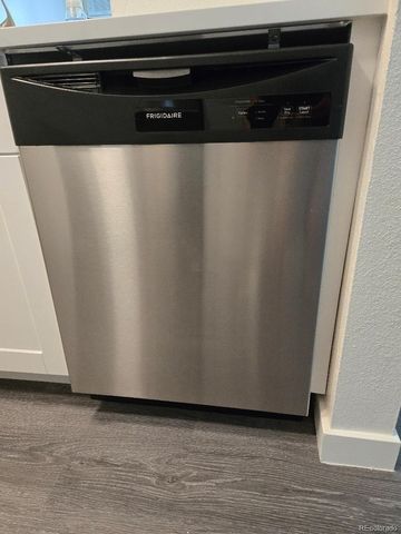 3550 S Harlan Street 220, Denver, CO 80235