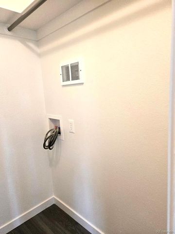 3550 S Harlan Street 220, Denver, CO 80235