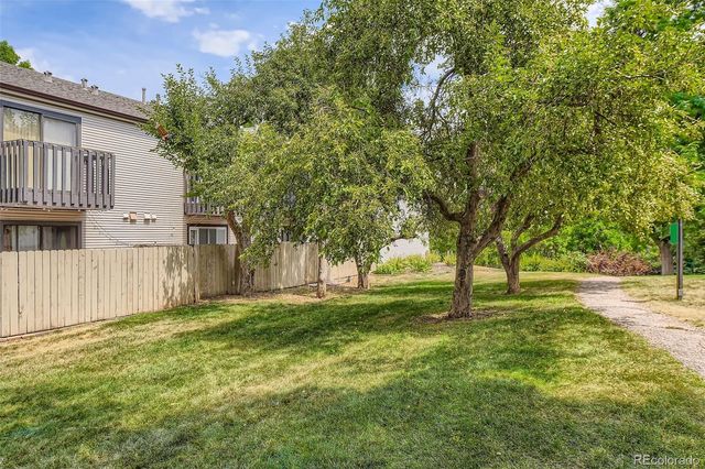 3550 S Harlan Street 220, Denver, CO 80235