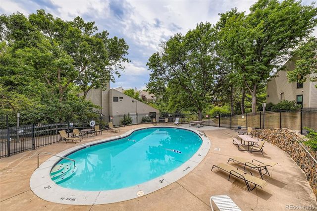 3550 S Harlan Street 220, Denver, CO 80235