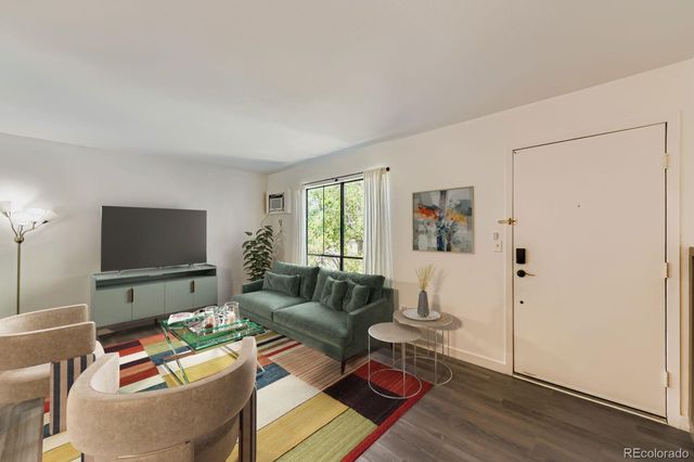 3550 S Harlan Street 220, Denver, CO 80235