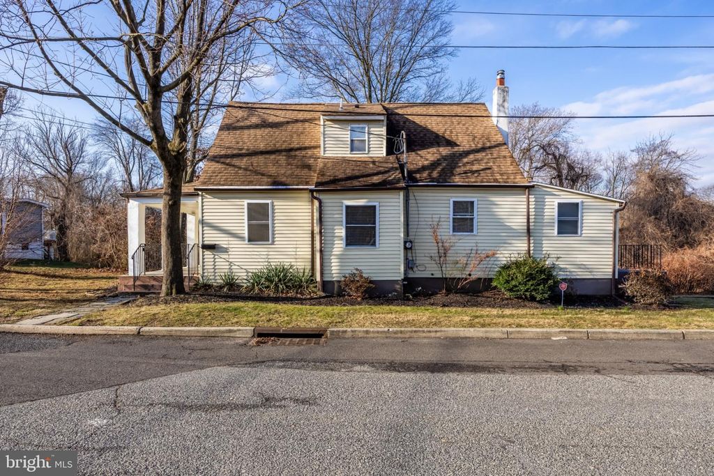 227 WHITTIER AVE, MOORESTOWN, NJ 08057 — photo 2