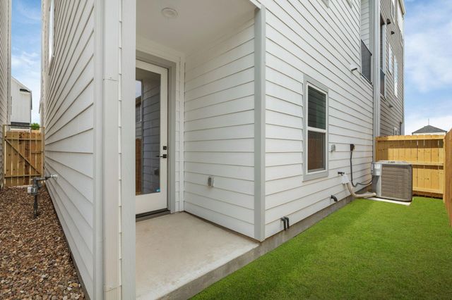 5824 Highland Sun Lane, Houston, TX 77091