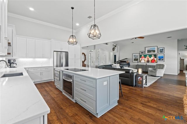 109 Westview Drive, Georgetown, TX 78628