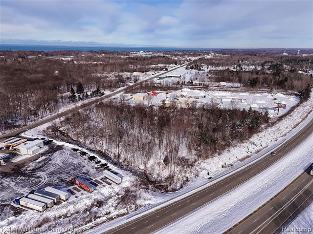 13537 M 140, South Haven, MI 49090