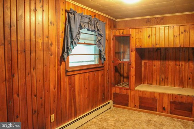 4547 ALUM SPRINGS RD, Edinburg, VA 22824
