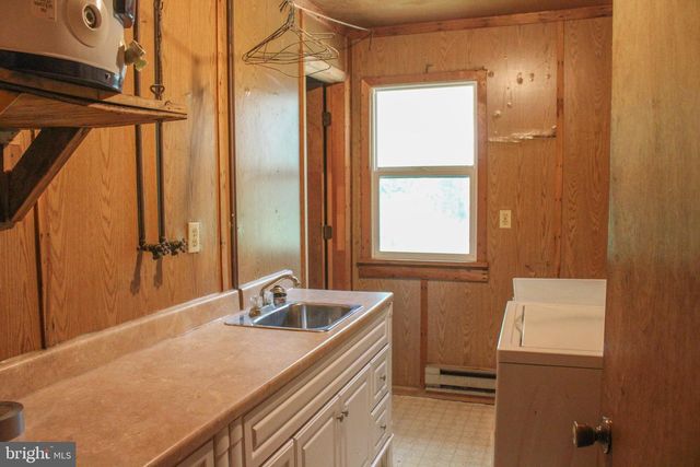 4547 ALUM SPRINGS RD, Edinburg, VA 22824