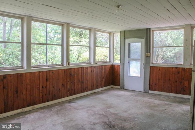 4547 ALUM SPRINGS RD, Edinburg, VA 22824