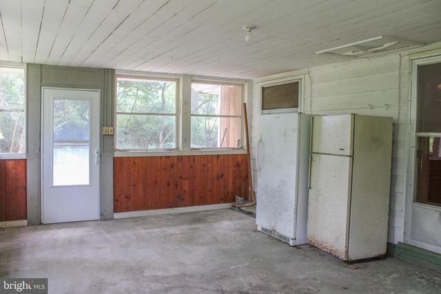 4547 ALUM SPRINGS RD, Edinburg, VA 22824