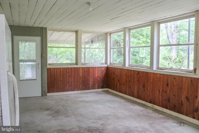 4547 ALUM SPRINGS RD, Edinburg, VA 22824