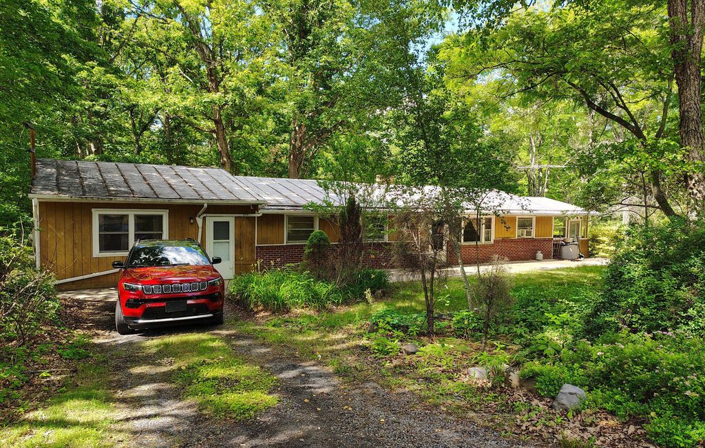 4547 ALUM SPRINGS RD, Edinburg, VA 22824
