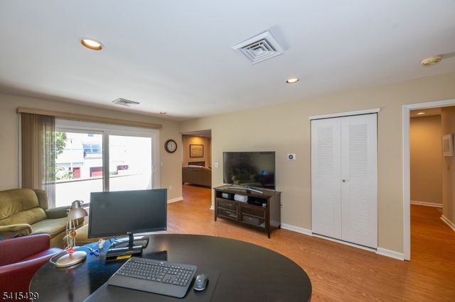 48 Musano Ct 48, West Orange Twp., NJ 07052