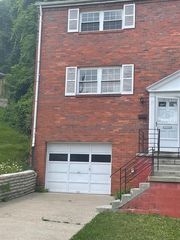 577 Lucia Dr, Wilkins Twp, PA 15221