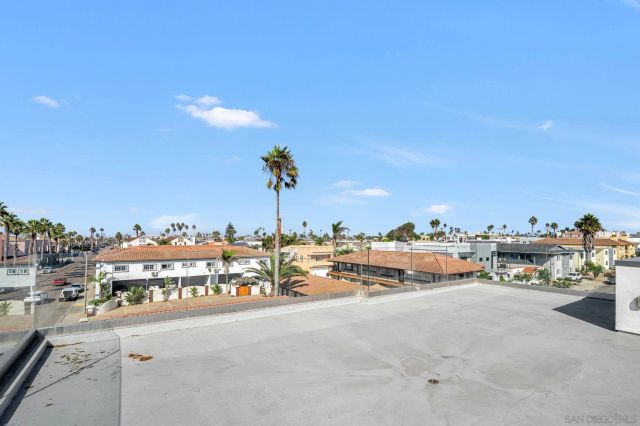 807 Seacoast Dr, Imperial Beach, CA 91932