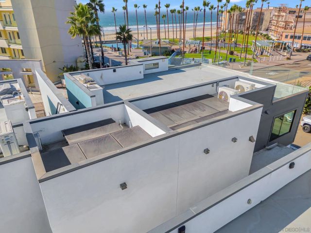 807 Seacoast Dr, Imperial Beach, CA 91932