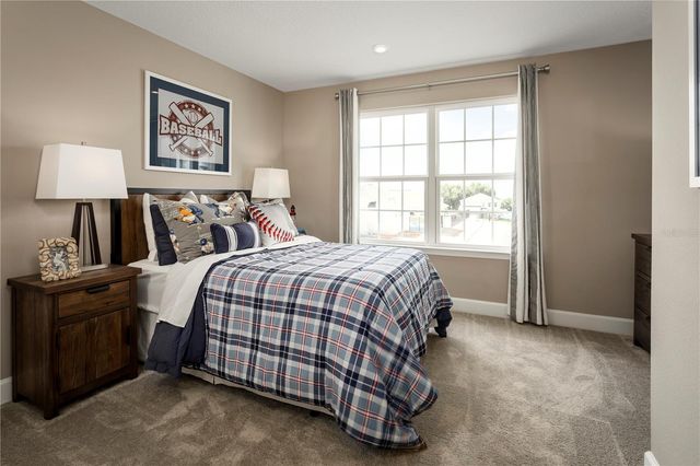 1726 UPLAND LANE, Winter Haven, FL 33884