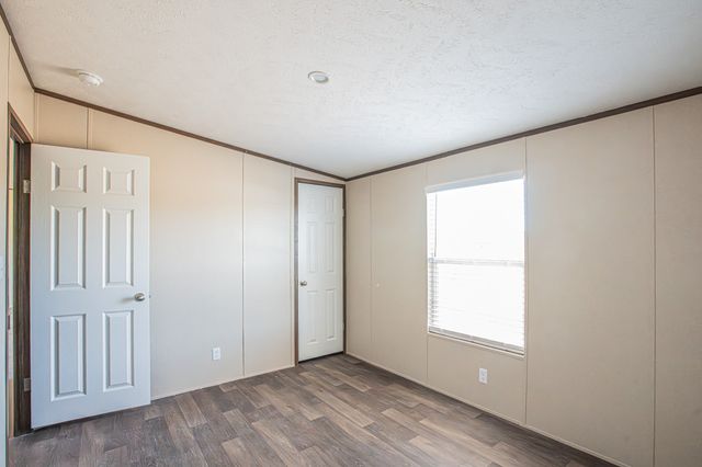 245 Lelon Lane, Springtown, TX 76082